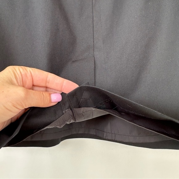 Calvin Klein mini skirt in a cotton/spandex blend, lined, NWT - Picture 8 of 13